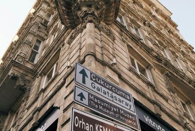 Cihangir Çukurcuma Tophane Gezisi